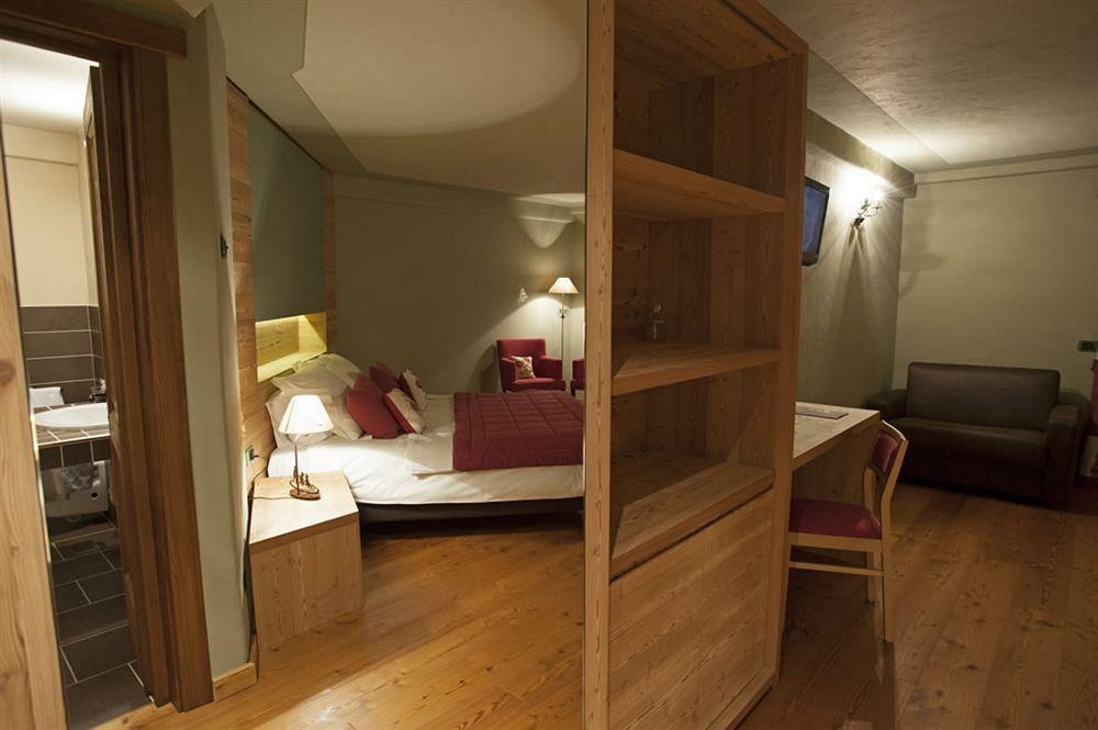 La Madonnina Del Gran Paradiso Wellness Hotel Cogne Buitenkant foto