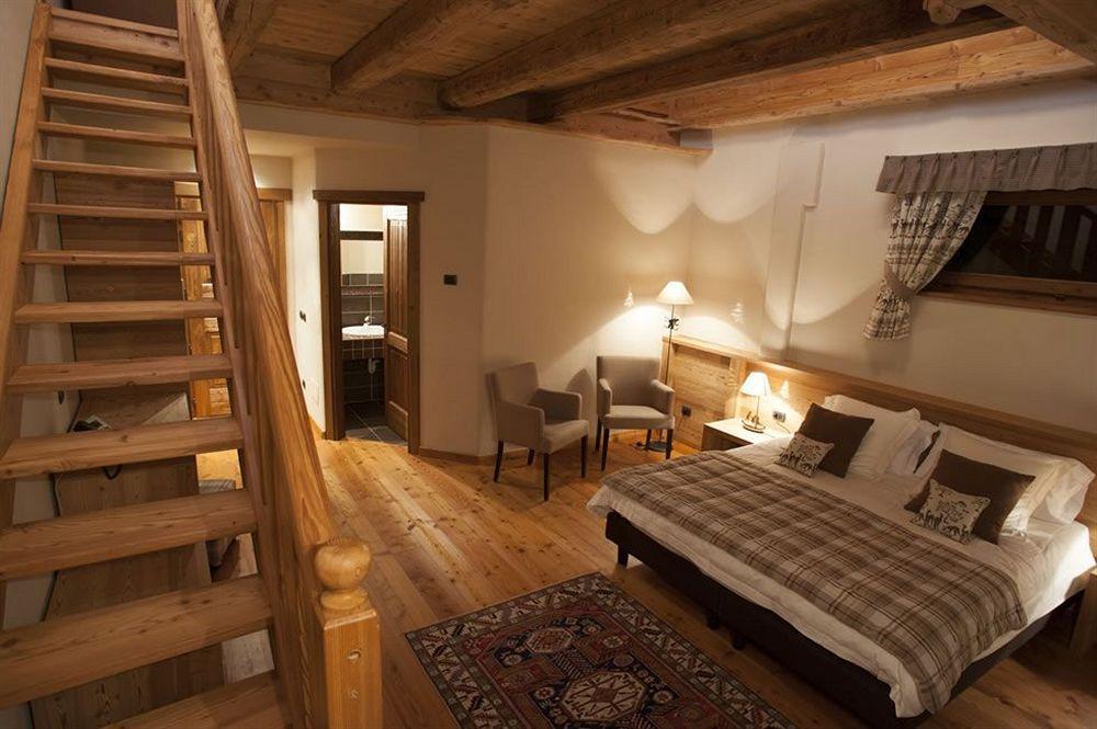 La Madonnina Del Gran Paradiso Wellness Hotel Cogne Buitenkant foto